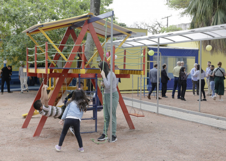 A Escola Municipal de Ensino Infantil Patinho Feio foi reaberta com melhorias