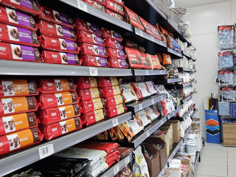 Produtos para confeitaria s&atilde;o o carro-chefe do Armaz&eacute;m do Mercado Foto: ISADORA JACOBY/ESPECIAL/JC