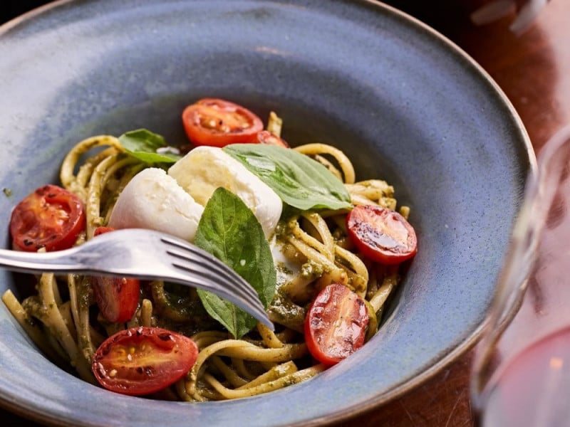 O Bottega Maria opera na rua Miguel Tostes, n&ordm; 371, no bairro Rio Branco Foto: BOTTEGA MARIA/REPRODU&Ccedil;&Atilde;O/INSTAGRAM/JC