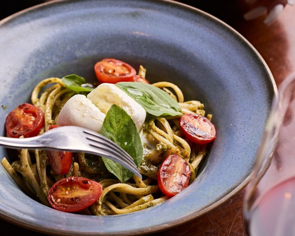 O Bottega Maria opera na rua Miguel Tostes, n&ordm; 371, no bairro Rio Branco | BOTTEGA MARIA/REPRODU&Ccedil;&Atilde;O/INSTAGRAM/JC