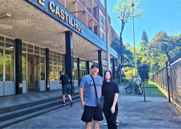 Gabrielle Rebelatto, de 19 anos, vota pela segunda vez e no Colégio Júlio de Castilhos