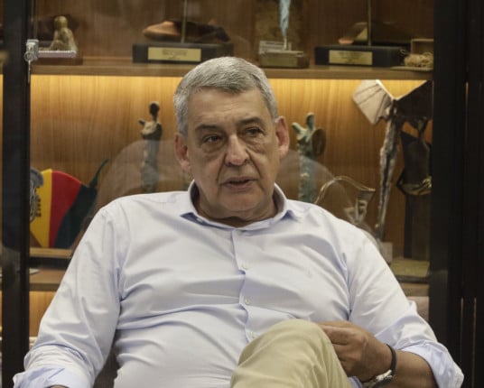 Melo pretende anunciar secretários da próxima gestão neste mês