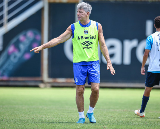 Contra o Flu, Grêmio terá time diferente em relação à queda na Libertadores