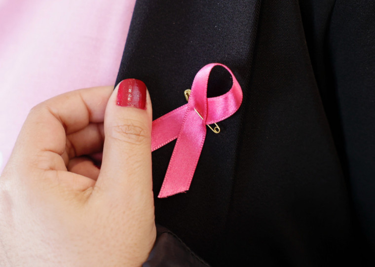 Campanha "A Vida Pede Rosa" aborda a prevenção do câncer a partir da ótica de mulheres que colocam a saúde como prioridade