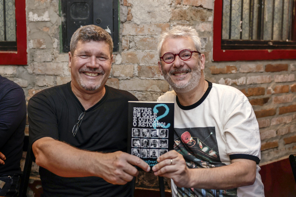 S&eacute;rgio Schueler e M&aacute;rcio Pinheiro dividiram aten&ccedil;&otilde;es no lan&ccedil;amento | T&Acirc;NIA MEINERZ/JC