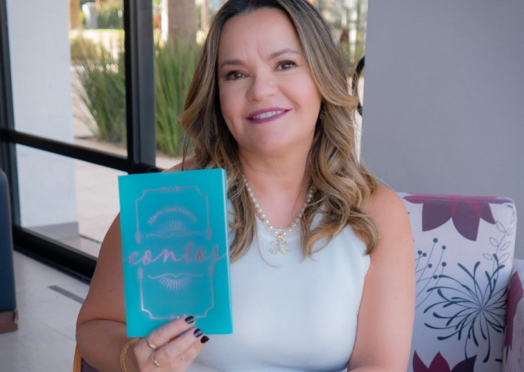 Sessão de autógrafos ocorre nesta quinta (7) às 15h