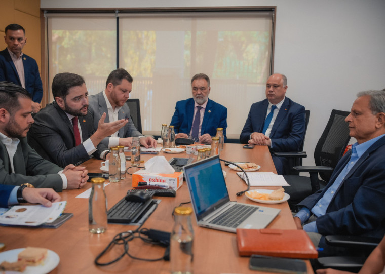 Gabriel Souza conversou com executivos da UPL, que pode deslocar investimento previsto no Uruguai para o RS