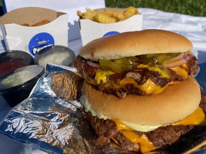 O Pretti Burger conta com sete opções de hambúrgueres  Foto: PRETTI BURGER/DIVULGAÇÃO/JC