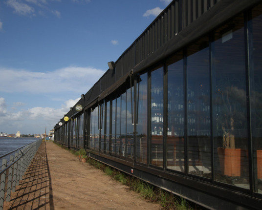 Cais Embarcadero reabre melhor pós-enchente, avisam empreendedores