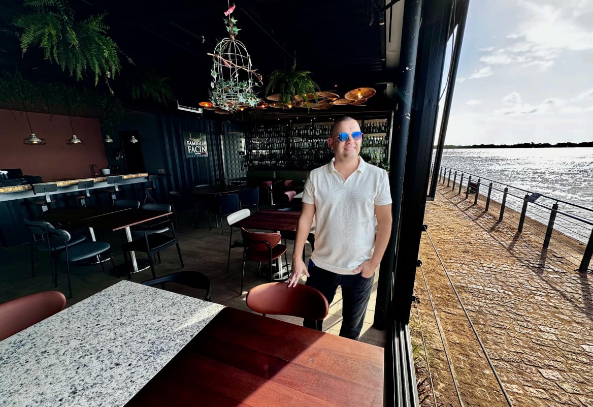 "Vai retomar até melhor de onde paramos", aposta Facin, de frente para lago | PATRICIA COMUNELLO/ESPECIAL/JC