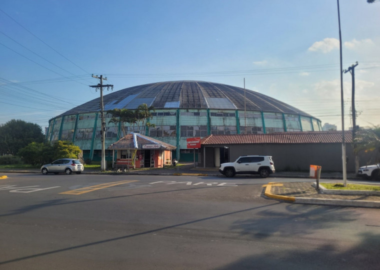 Construído em 1980, espaço no Litoral Norte está fechado desde 2020