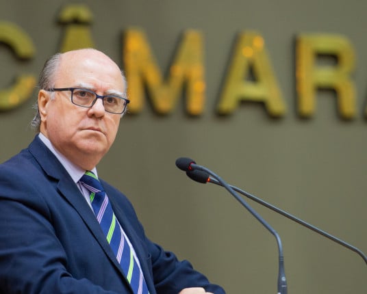 Schirmer reassume titularidade como vereador após afastamento de Pablo Melo