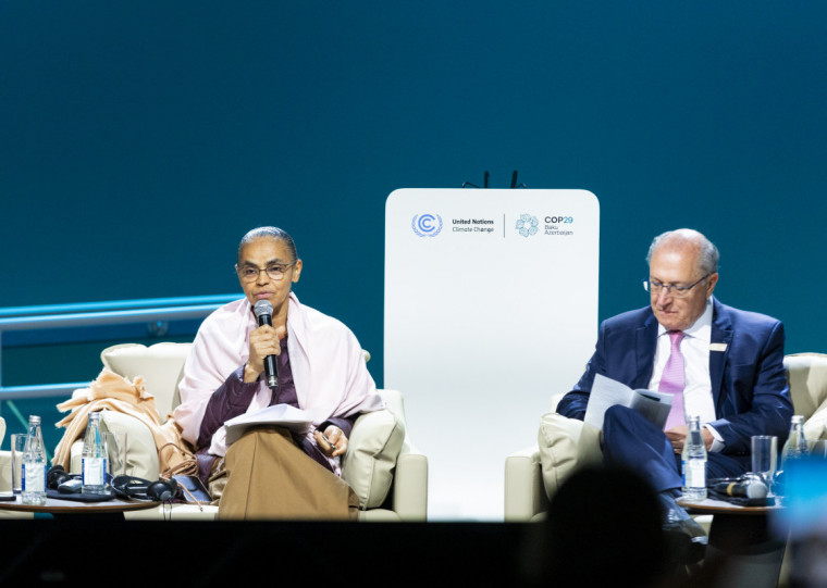 Governo brasileiro prevê reduzir as emissões de gases de efeito estufa até 2035
