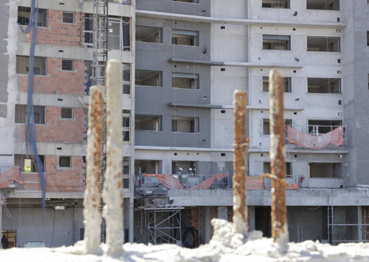 Setor de construção ficou em terceiro nos que mais criaram vagas