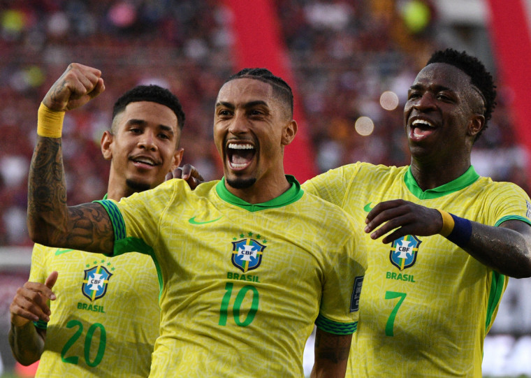 Atacante do Barcelona e da seleção brasileira rasgou elogios ao italiano