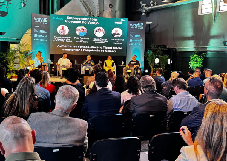 Marques (Mobly), Furukawa (Quero-Quero) e Fabiana (Lojas Renner) detalharam ações das redes