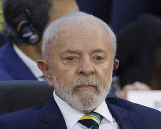 Lula diz a deputados que é 'candidatíssimo' em 2026 e reconhece que governo depende do Congresso