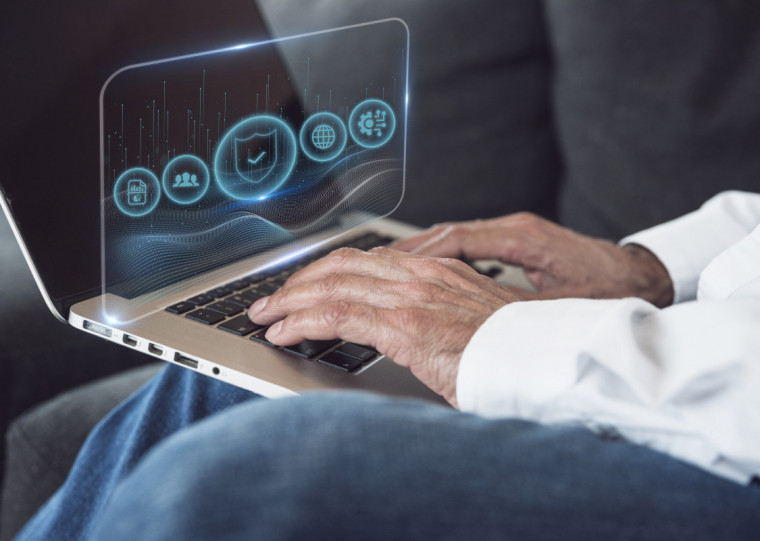 Implementação bem-sucedida exige combinação de habilidades técnicas e entendimento das necessidades dos clientes