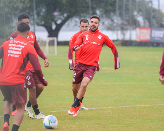 Defendendo longa invencibilidade, Inter enfrenta o Vasco no Rio