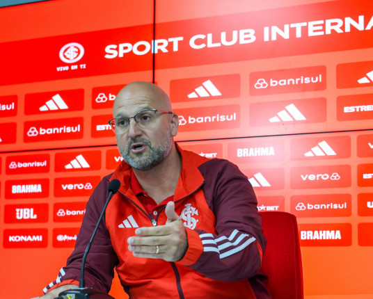Inter: Bisol fala sobre Bernabei, título brasileiro e Gauchão 2025