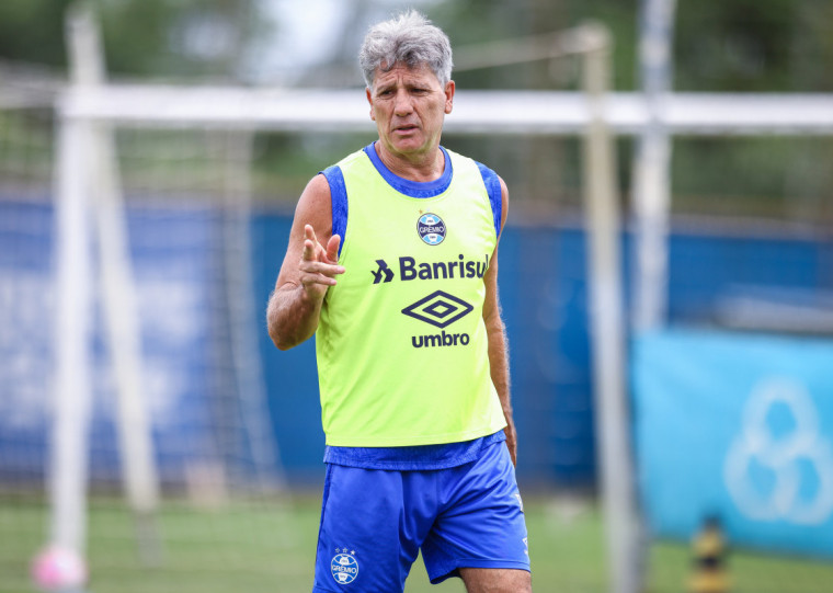 CEO do Santos, Paulo Bracks elogiou Portaluppi e não descartou investida