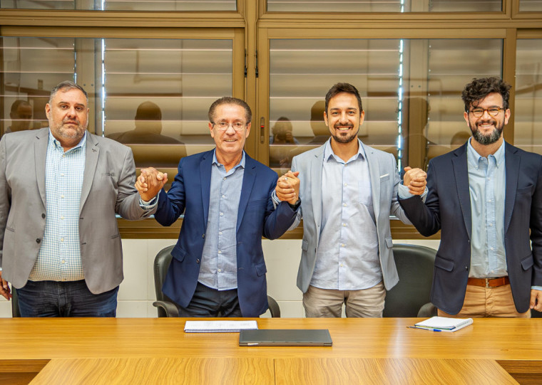 Daniel Leite (e) comandará o Desenvolvimento Urbano; Édson Gandolfi (d) será o titular de Comunicação