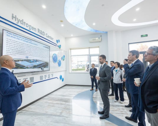 Piratini quer atrair centro de pesquisa e desenvolvimento da chinesa GWM para o RS