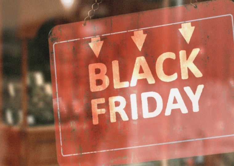 No Centro de Bagé, vitrines chamativas já começam a atrair consumidores