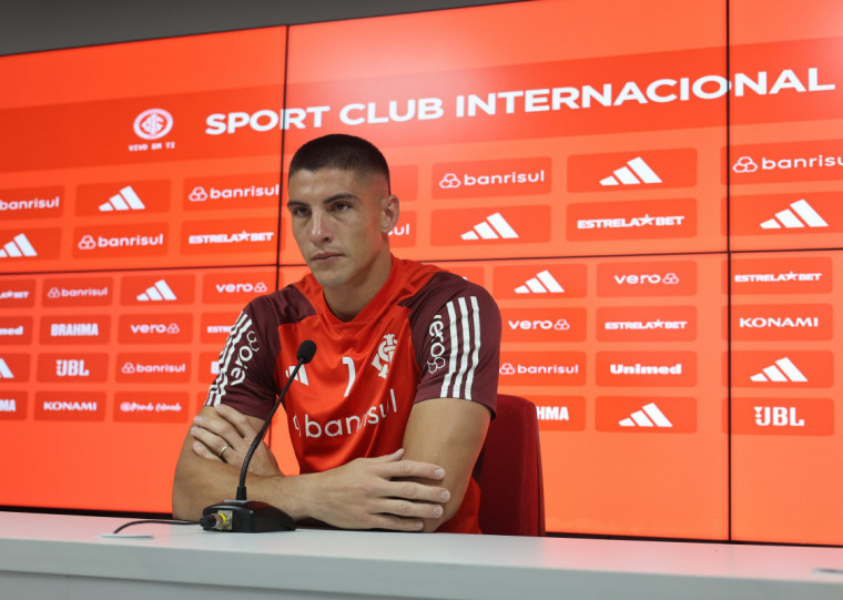 Goleiro falou que os atletas são como os torcedores, de olho nos resultados paralelos