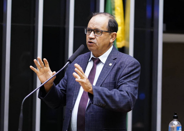 Eli Borges é deputado pelo PL de Tocantins