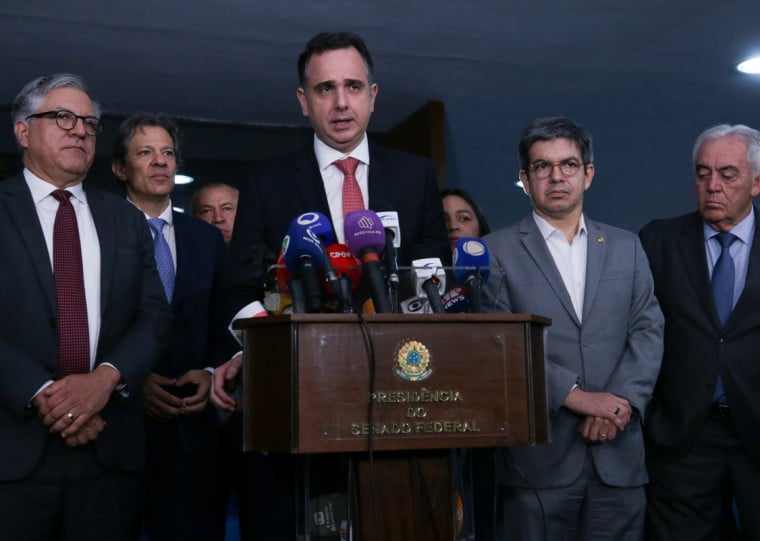 Presidente do Senado reiterou compromisso com apreciação neste ano 