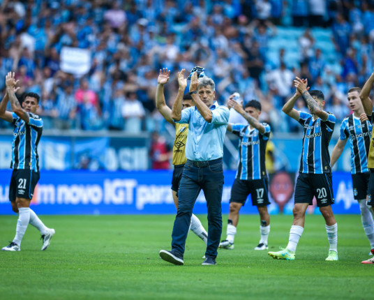 Com o fim do pesadelo do rebaixamento, Grêmio mira na Sul-Americana