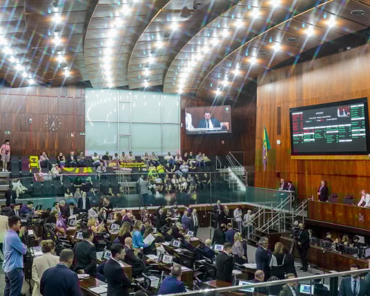 Deputados aprovam reajuste de 5,25% do piso regional gaúcho