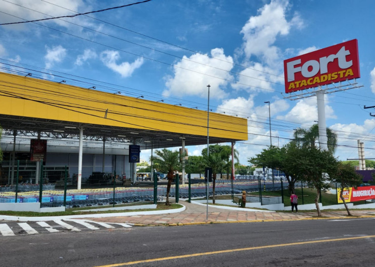 A unidade fica na rua 24 de Maio, número 368, no bairro Operário