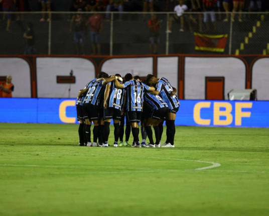 Pelo Brasileirão, Grêmio empata com o Vitória por 1 a 1 fora de casa