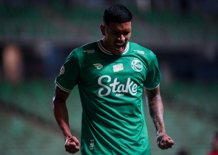 Lucas Barbosa atua pela ponta-direita e atrai o interesse do Colorado