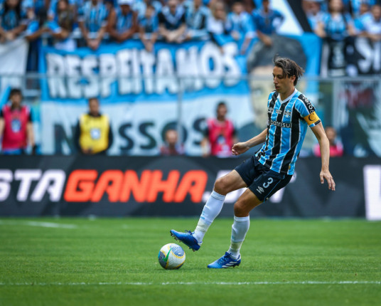 No adeus a Pedro Geromel, Grêmio é goleado pelo Corinthians na Arena