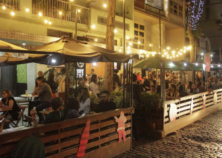 Governo de São Paulo já registrou 22 casos de intoxicação por metanol em bebidas álcoolicas 