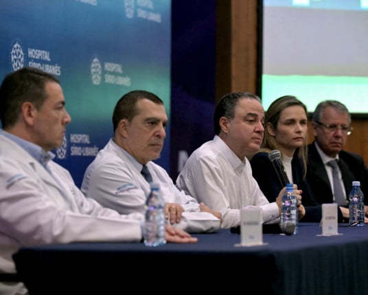 Médicos descartam lesão no cérebro de Lula e preveem alta em 1 semana