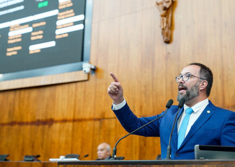 Deputado estadual Professor Claudio Branchieri (Podemos)