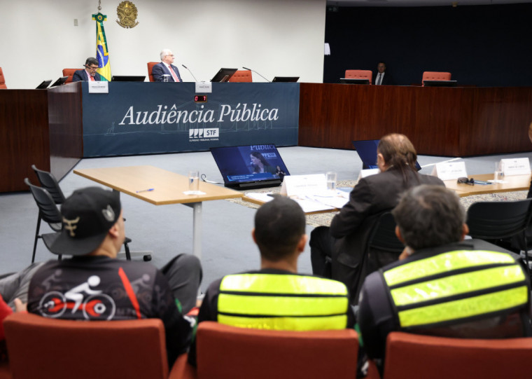 Debates se concentraram mais uma vez entre os que defendem o vínculo pela CLT e os que apontam que a atividade é autônoma