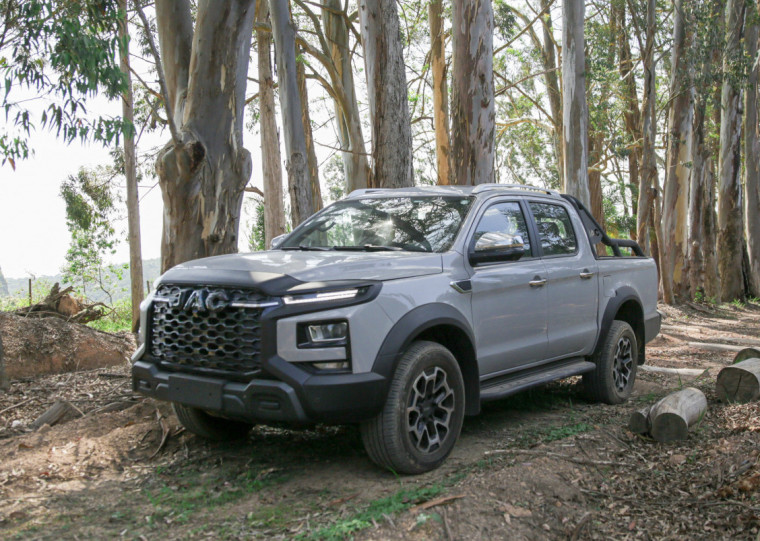 Assistente de subida e controles de tração e estabilidade são itens de segurança ativa