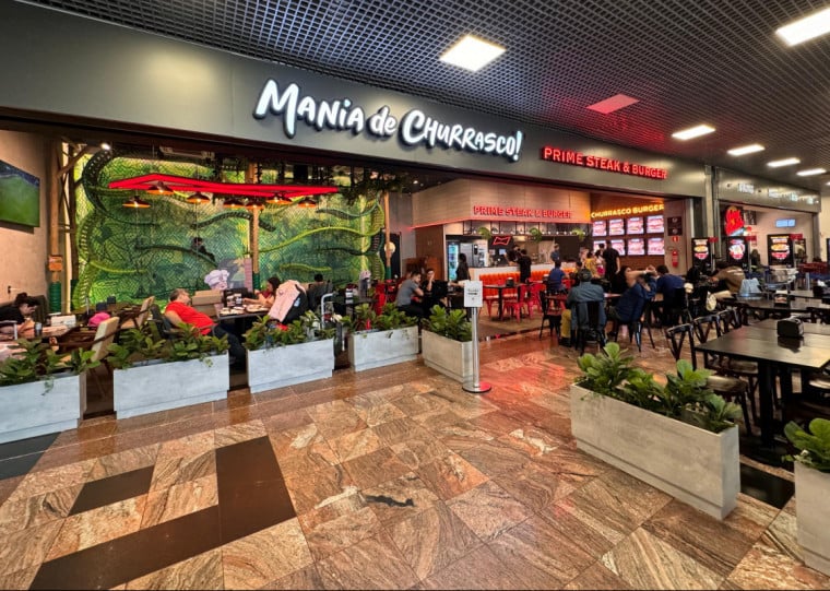 Mania do Churrasco, que é vista em outros aeródromos, entre no cardápio da praça de alimentação