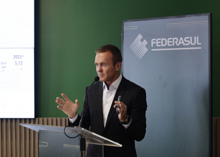Fernando Marchet apresentou cenários e perspectivas para o próximo ano