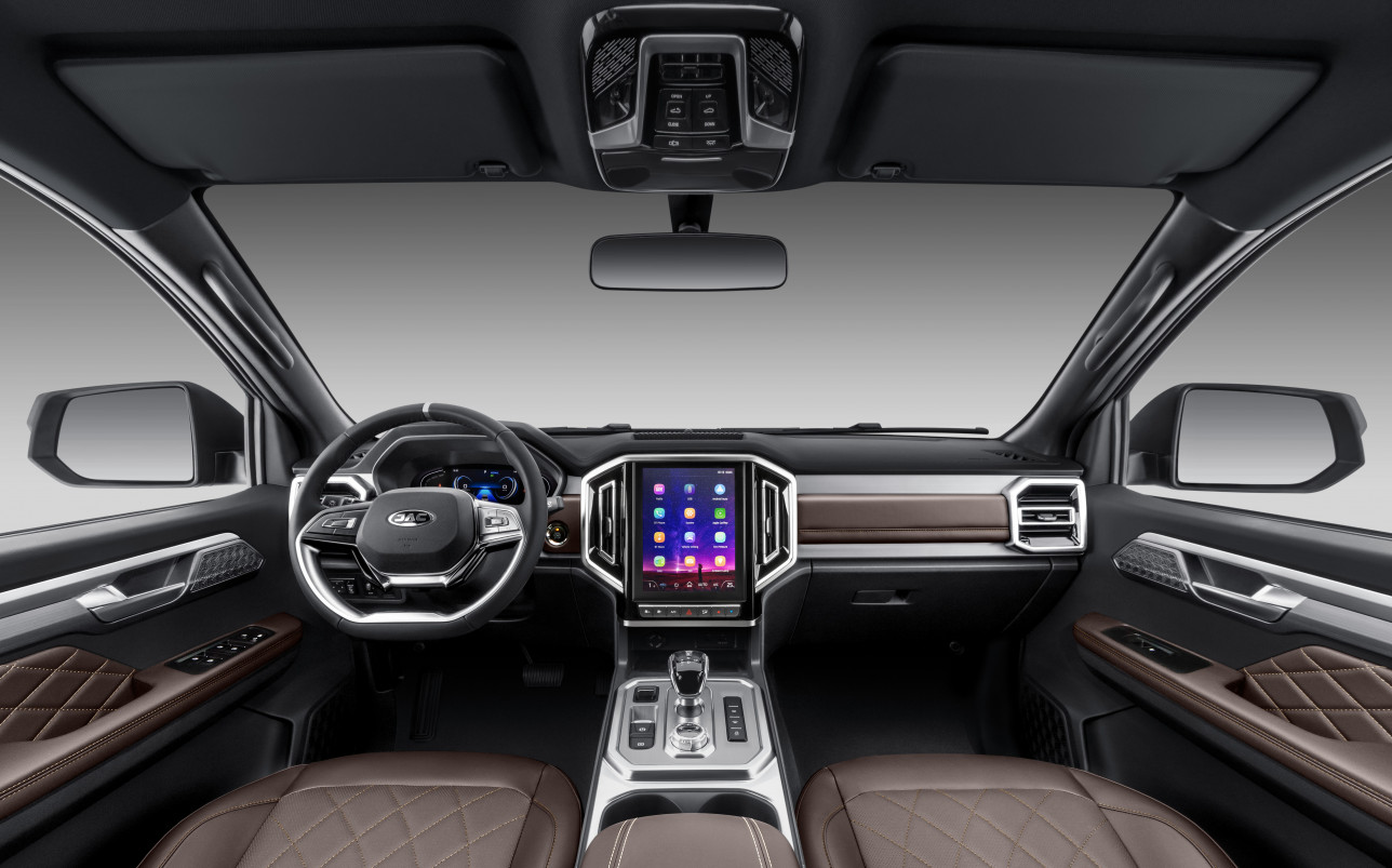 {'nm_midia_inter_thumb1':'https://www.jornaldocomercio.com/_midias/jpg/2024/12/12/206x137/1_jac_hunter_interna_1-10932189.jpg', 'id_midia_tipo':'2', 'id_tetag_galer':'', 'id_midia':'675ac483af1a4', 'cd_midia':10932189, 'ds_midia_link': 'https://www.jornaldocomercio.com/_midias/jpg/2024/12/12/jac_hunter_interna_1-10932189.jpg', 'ds_midia': '  ', 'ds_midia_credi': 'JAC MOTORS/DIVULGA&Ccedil;&Atilde;O/JC', 'ds_midia_titlo': '  ', 'cd_tetag': '58', 'cd_midia_w': '1288', 'cd_midia_h': '803', 'align': 'Left'}