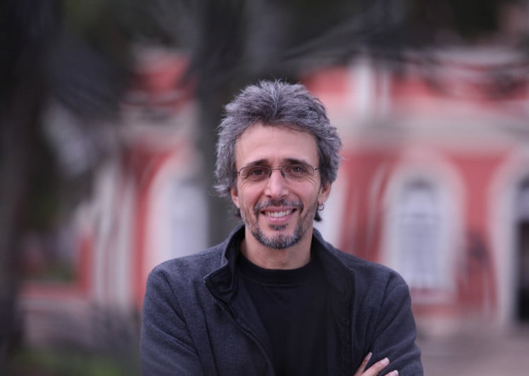 Vitor Ramil faz show na Biblioteca Pública do Estado nesta quarta-feira  