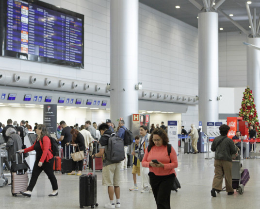 Brasileiros fizeram 20,6 milhões de viagens em 2024, diz IBGE; gasto sobe a R$ 22,8 bi