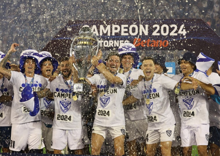 O time voltou a levantar a taça nacional após 11 anos, chegando à sua 11ª conquista