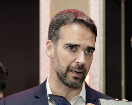 Governador do RS vai à Assembleia nesta terça (11) para deixar mensagem aos deputados