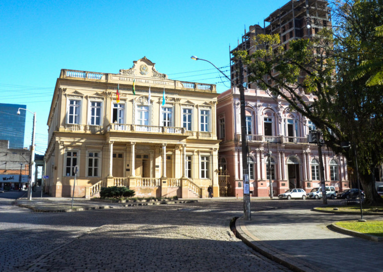 Ao todo, 155 pessoas foram contempladas